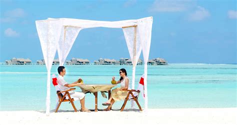 6 Days Luxury Honeymoon Packages in Maldives - Welgrow Travels