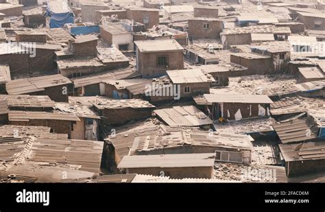 India slums Stock Videos & Footage - HD and 4K Video Clips - Alamy