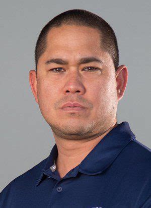 Hawaiin Rainbows Football News: Former UH Legend Timmy Chang Named Head Coach – Mega Sports News