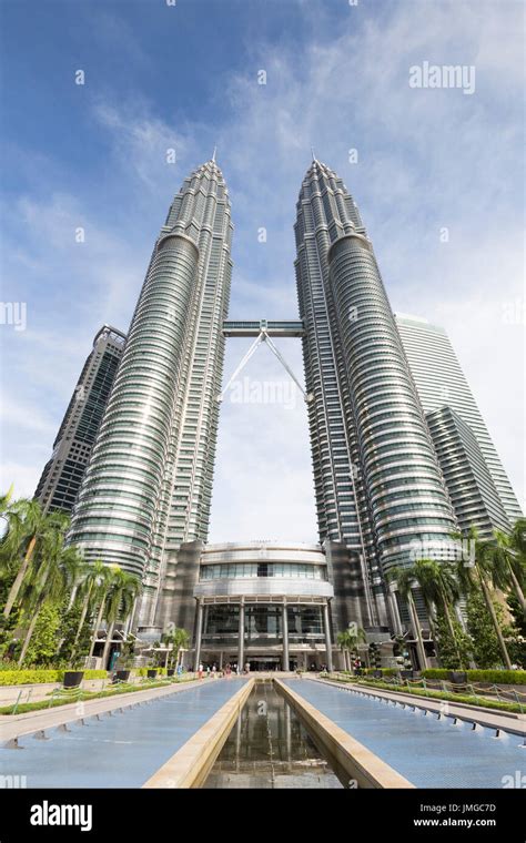 Petronas twin towers, Kuala Lumpur, Malaysia Stock Photo - Alamy