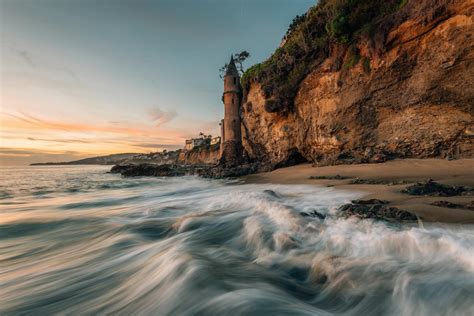 Victoria Beach at sunset, in Laguna Beach, California [OC] [1500x1000 ...