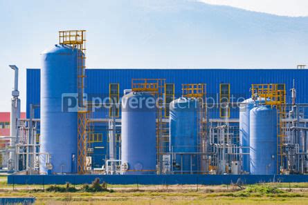 Industrial Silos of a Modern Factory Photo 104967