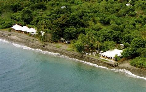 Nearby Aipelo Jail ruins. - Picture of Caimeo Beach Resort, Liquica ...