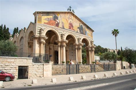 Church of All Nations in Mount of Olives in Jerusalem, Israel ...