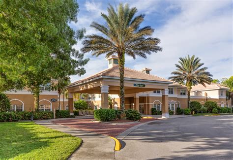 The Best Assisted Living Facilities in Naples, FL | AssistedLiving.org