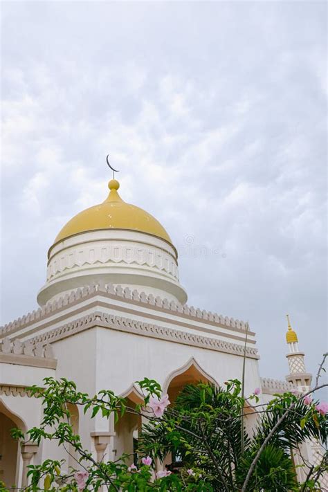 Cotabato Grand Mosque Interior Stock Photo - Image of cotabato, arabic: 174908152