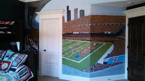 Chicago Bears mural in private residence. Skyline background. Waldo and ...