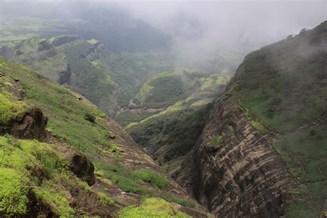 What Are The Best Routes To Reach Harishchandragad Fort? - SAMSTRAVELPLAN