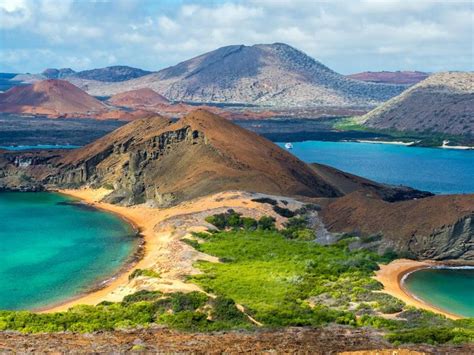 sailing from Galapagos to Easter Island | Atlasail