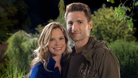 Hallmark Channel ‘Love Struck Cafe’ Premiere: Meet The Cast, Watch Trailer | IBTimes