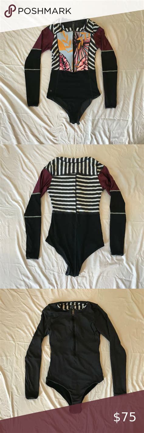 MAAJI Reversible Long Sleeve Rashguard Swim Suit | Long sleeve rashguard, Swimsuits, Long sleeve