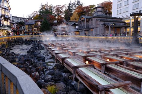 Kusatsu Onsen Area - SNOW MONKEY RESORTS