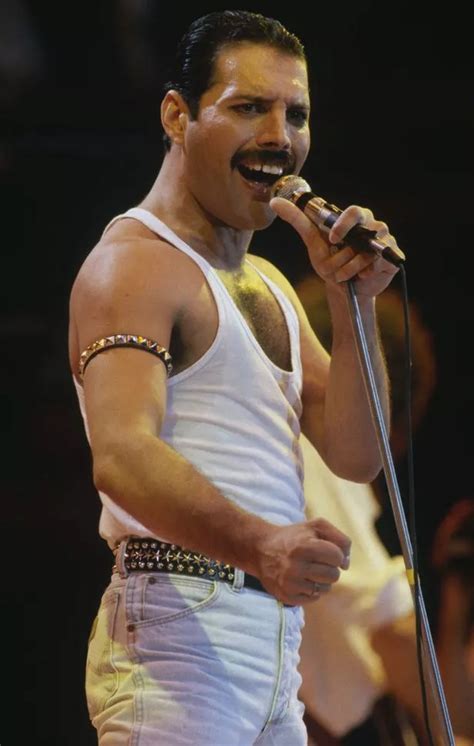 Queen's 1985 Live Aid performance is voted most iconic festival moment of all time - Irish ...