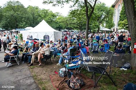 193 Belmont Park Arena Stock Photos, High-Res Pictures, and Images - Getty Images