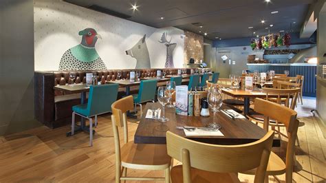 Zizzi Italian Restaurants Market Harborough | High Street