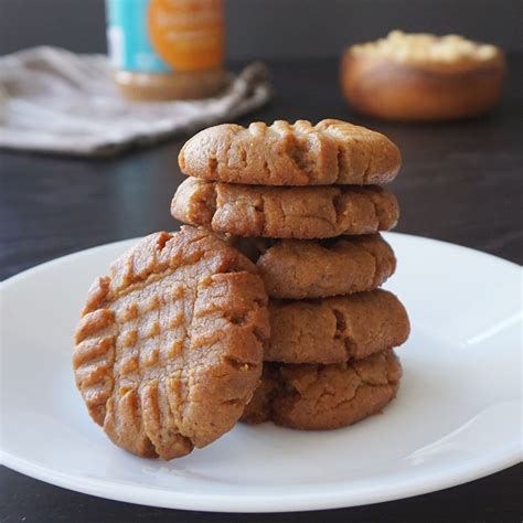 Easy low carb nut butter cookies | Bijoux & Bits