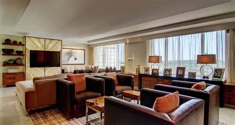 McLean, VA Hotels - Hilton McLean Tysons Corner Hotel