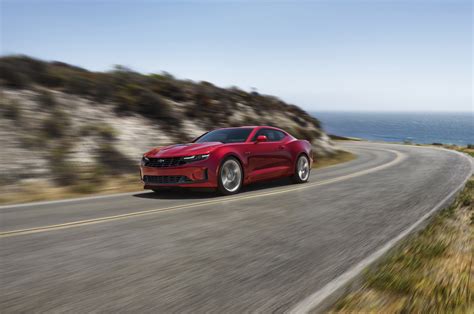 Mustang Out Sells Camaro in 2020 By Two-To-One