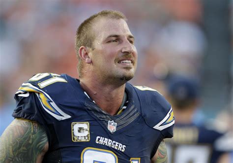 Former Charger Nick Hardwick ‘used to despise’ Tom Brady, Patriots: ‘Now, I find myself cheering ...