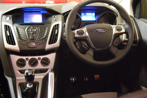 Ford Focus White Interior - Ford Focus Review