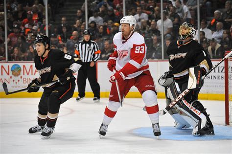 Ducks vs. Red Wings Game 5 update: Teams exchange first-period goals - SBNation.com