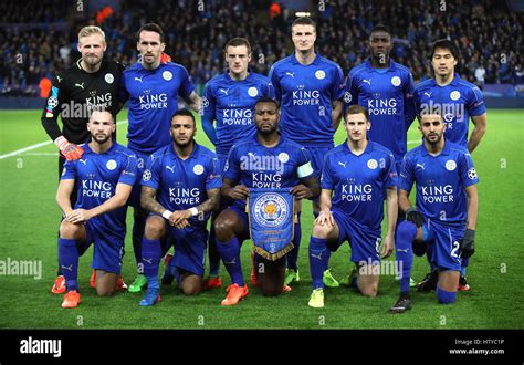 The Leicester City team group during the UEFA Champions League, Round ...