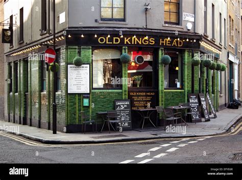 The Old King's Head pub, London, England Stock Photo - Alamy