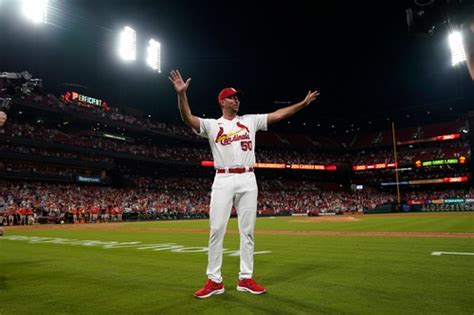 Retiring MLB pitcher surprised with cutest gift he kept promising kids ...