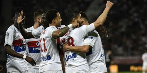 Ligue 1: Lyon rout Dijon to stay on course for Champions League return ...