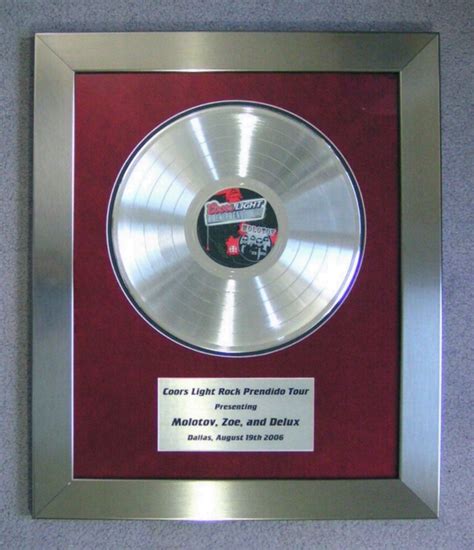 Gold Records Custom Made: Manufacturer of Commemorative Awards