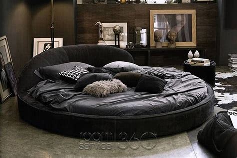 Round bed | Bed design modern, Luxurious bedrooms, Bed furniture design