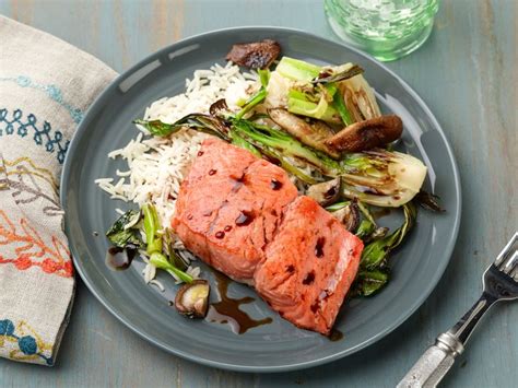 30-Minute Pan-Seared Salmon with Baby Bok Choy and Shiitake Mushrooms ...