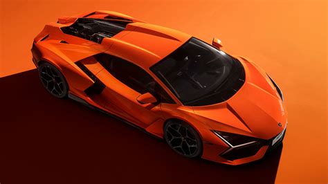 Lamborghini presents Revuelto, the first super sports V12 hybrid plug ...