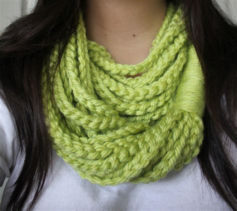 Chain loop scarf | Crochet scarf, Loop scarf, Knit crochet