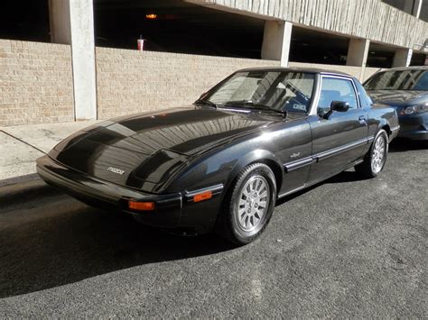 Shifting Gears: Random Car Wednesday: 1985 Mazda RX-7