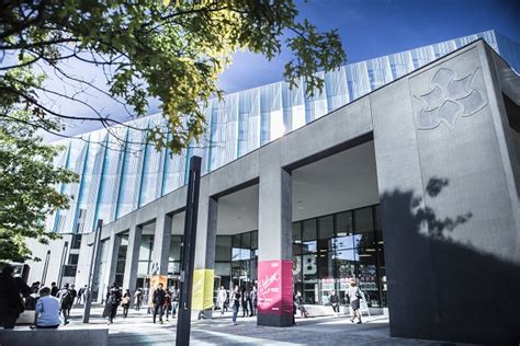 Manchester Metropolitan University Acceptance Rate