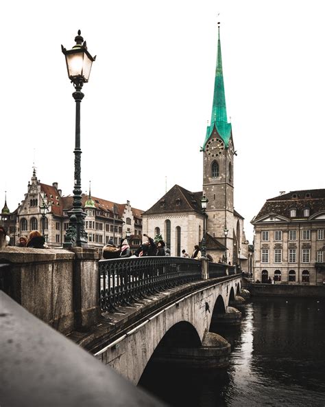 Walking in the streets of Zurich, Switzerland 🇨🇭[OC] : r/CityPorn