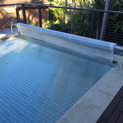 How to Use a Thermal Pool Cover: 8 Benefits of Pool Covers