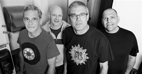 Descendents: Hypercaffium Spazzinate | Still the Same Old Nerdy Punks