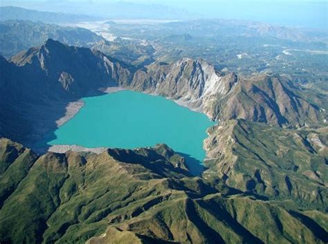 Go Philippines: Mt. Pinatubo: A Dilemma Turns to Tourist Attraction