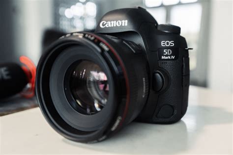 The Best Lens for the Canon EOS R - Elaine J. Films