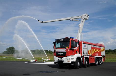 Industrial firefighting vehicles - BMT Fire & Rescue