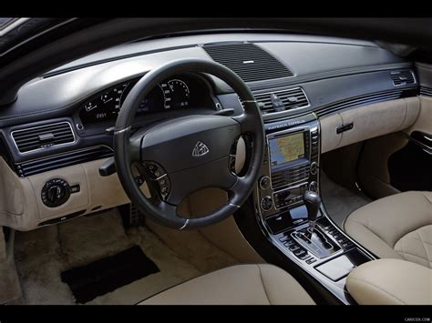 2010 Maybach Zeppelin - Interior | Caricos