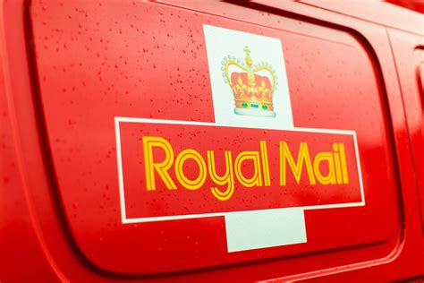 Postie’s daughter becomes Royal Mail's first trainee in 10 years - Lawyer 2B