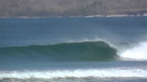 Tamarindo Surf Report - March 12, 2014 (video) - YouTube