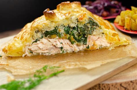 Salmon en croute - Delicious Dinner by Flawless Food