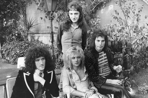 Top 10 Brian May Queen Songs