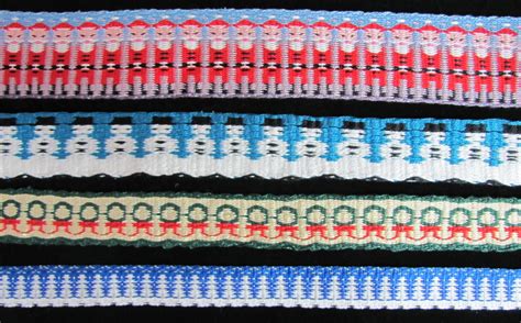 Malarky Crafts: Card Weaving Holiday Bands