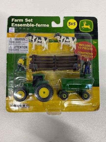 John Deere Farm Set - Yorkton Auction Centre