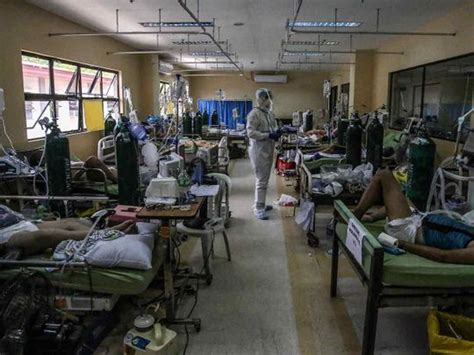 'Full capacity everywhere': Manila hospitals struggle as COVID-19 cases surge | Philippines ...